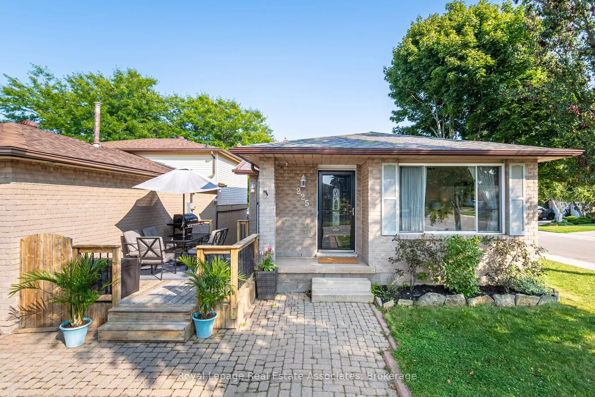 225 Golfwood Drive, ON L9C 7C6