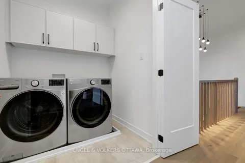 2006 Allegrini Terrace, ON K2S 2S7