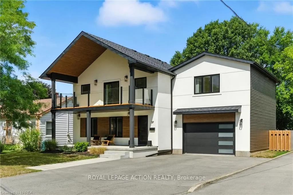 37 Barnes Avenue, ON N3R 4Y9