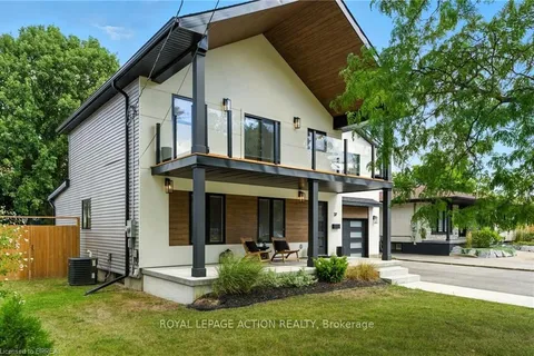 37 Barnes Avenue, ON N3R 4Y9