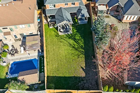 795 Wood Drive, ON N4W 0C4