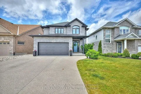 5703 Osprey Avenue, ON L2H 0M2