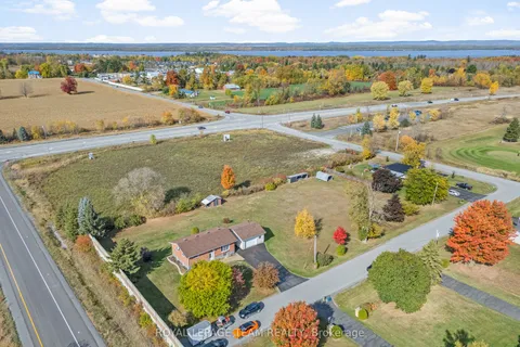 1059 Flynn Avenue, ON K7S 3G7