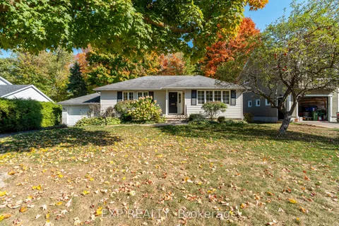 504 Thessaly Circle, ON K1H 5W5