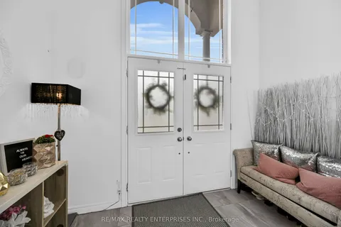 130 Chartwell Circle, ON L9A 0C4