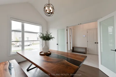 6447 Storey Chase, ON N6P 0G3