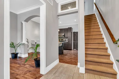 394 Woolwich Street, ON N1H 3W7