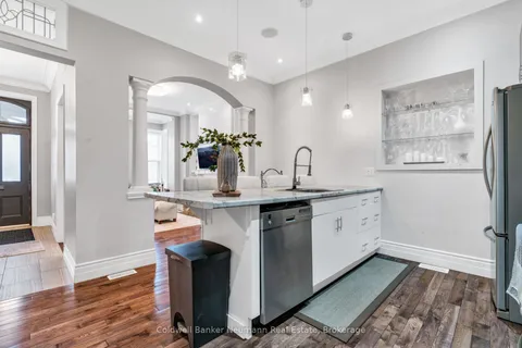 394 Woolwich Street, ON N1H 3W7