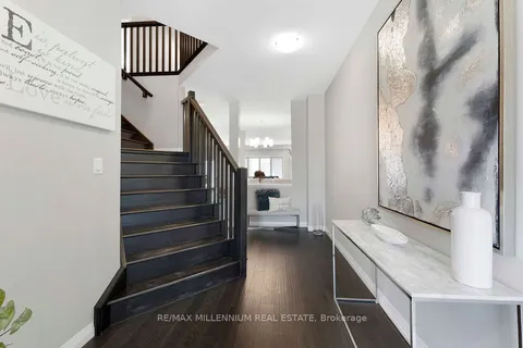 67 Lexington Avenue, ON L8J 0L5