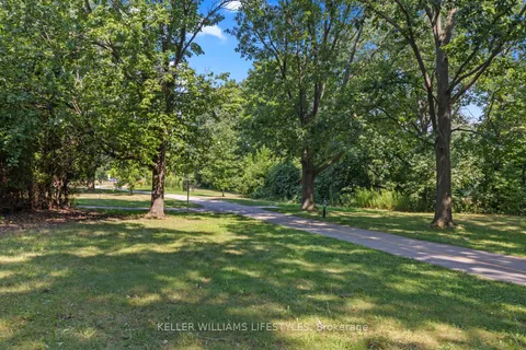 1528 Mclarenwood Terrace, ON N5W 1Y1