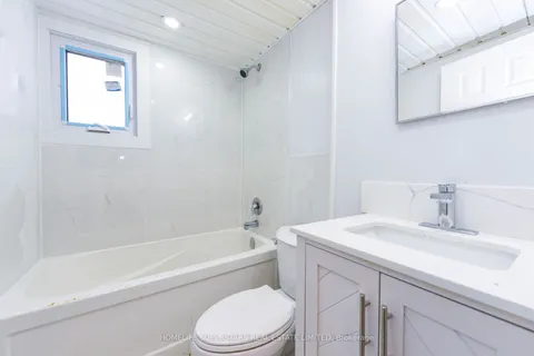 15 Dover Road, ON L3B 2T7