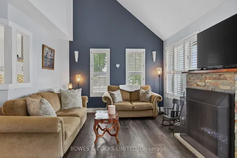 284 Port Hoover Road, ON K9K 1A8