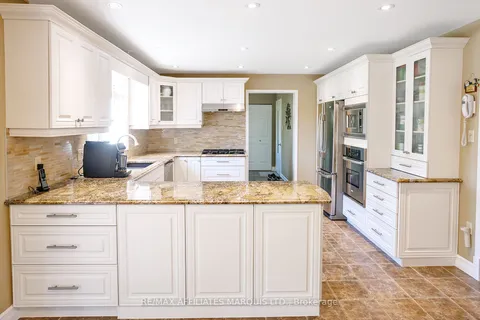 2 Fairholme Drive, ON K0C 1X0