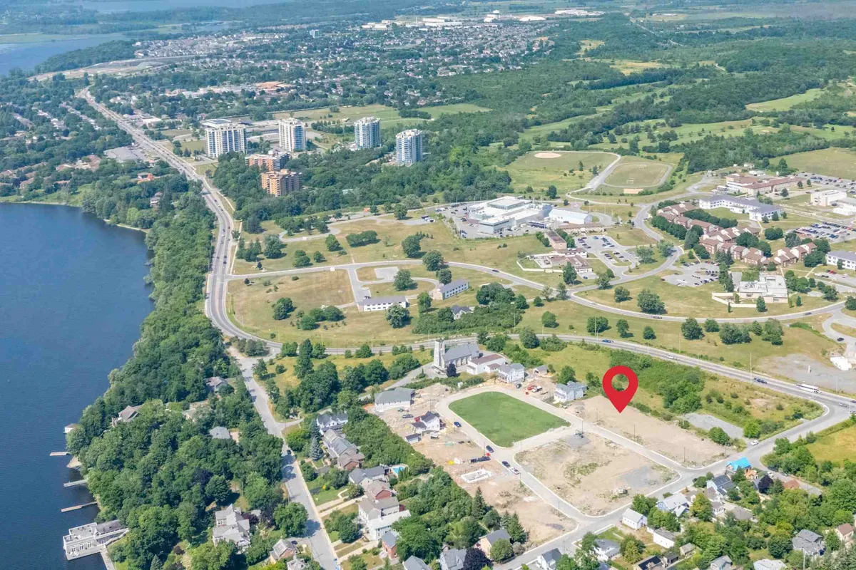 288 Old Kiln Crescent, ON K7K 0L7