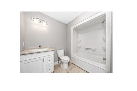 Blk13-2 Homewood Avenue, ON K0L 1Y0