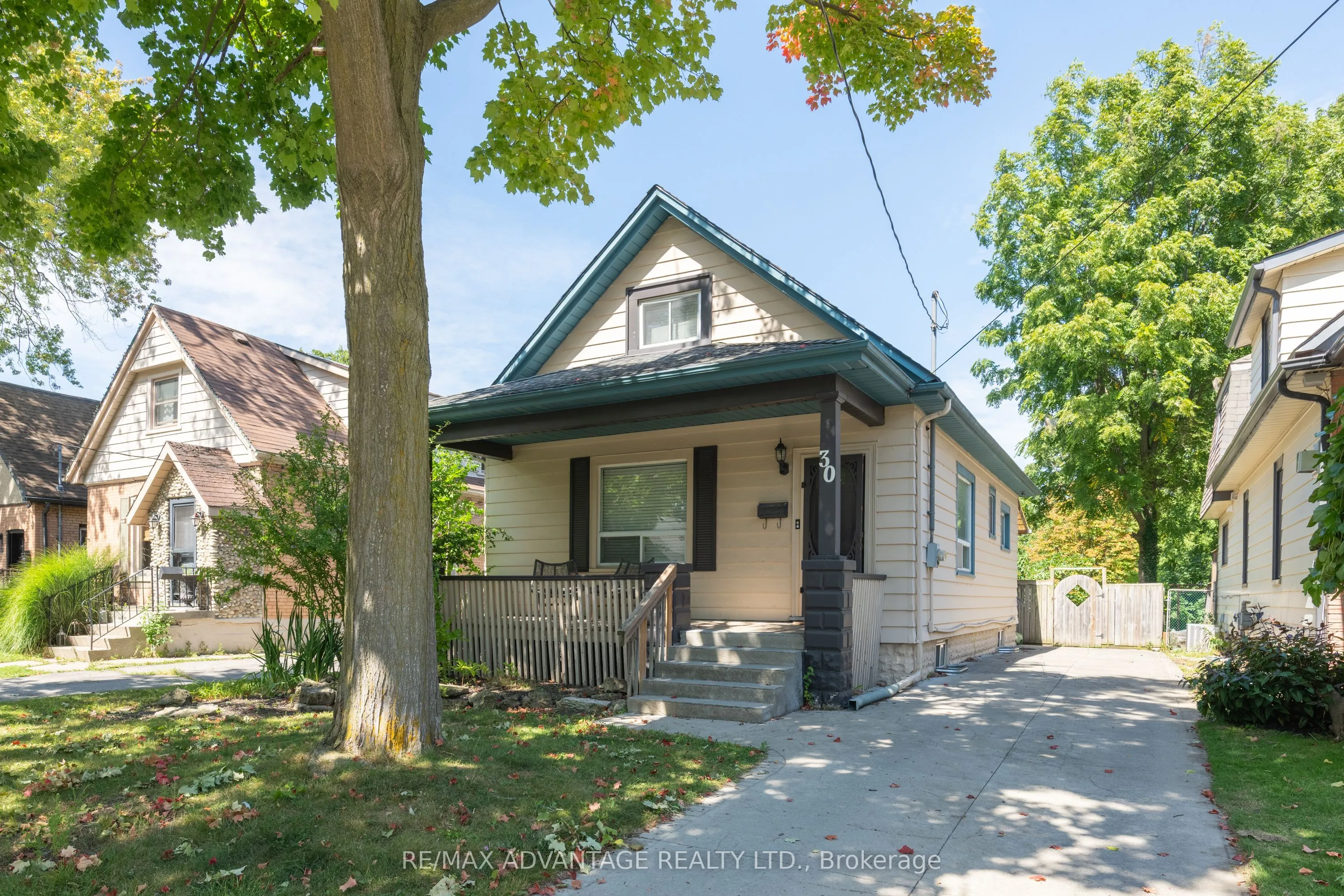 30 Langarth Street, ON N6C 1Z1