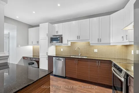 72 Remora Way, ON K2J 6H4