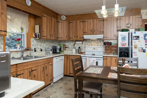 331 MIDDLE TOWNLINE Road, ON N0E 1E0