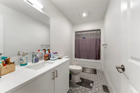 25 Beasley Crescent, ON N1T 1J9