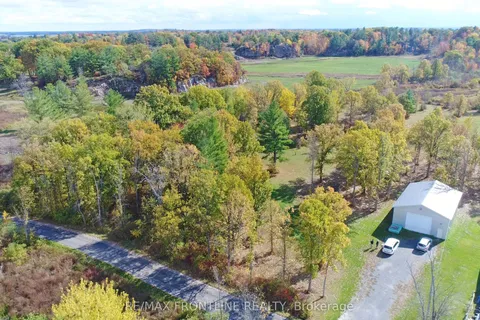 900 BEAVER Road, ON K7G 2H5