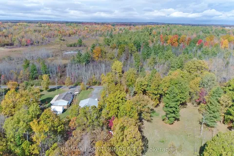 900 BEAVER Road, ON K7G 2H5
