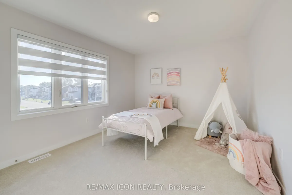 55 Tulip Crescent, ON N3Y 0G9