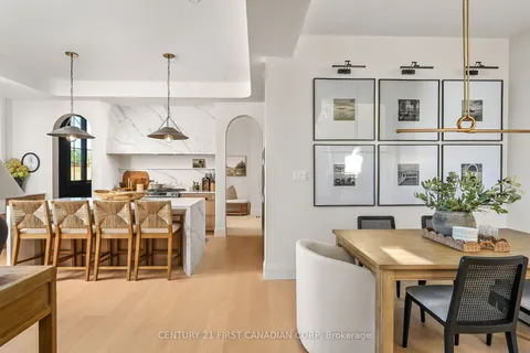 203 Foxborough Place, ON N0M 2P0