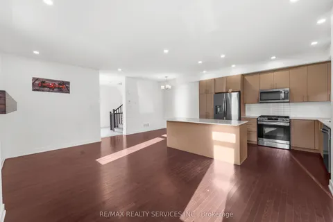 51 Moosonee Crescent, ON K4M 0M1