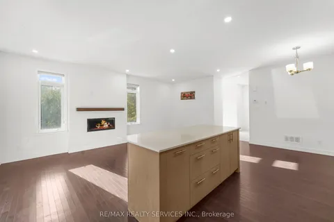 51 Moosonee Crescent, ON K4M 0M1