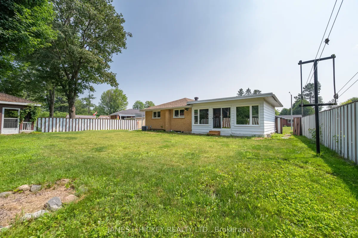 20 Claremount Road, ON K0J 1P0