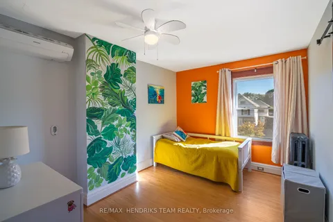 153 Geneva Street, ON L2R 4N7