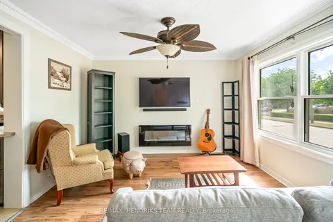 7 Elmwood Avenue, ON L2R 2T5