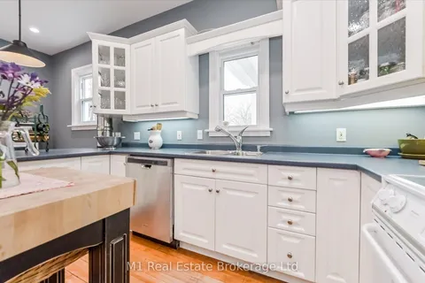 119 John Street, ON N0G 2W0