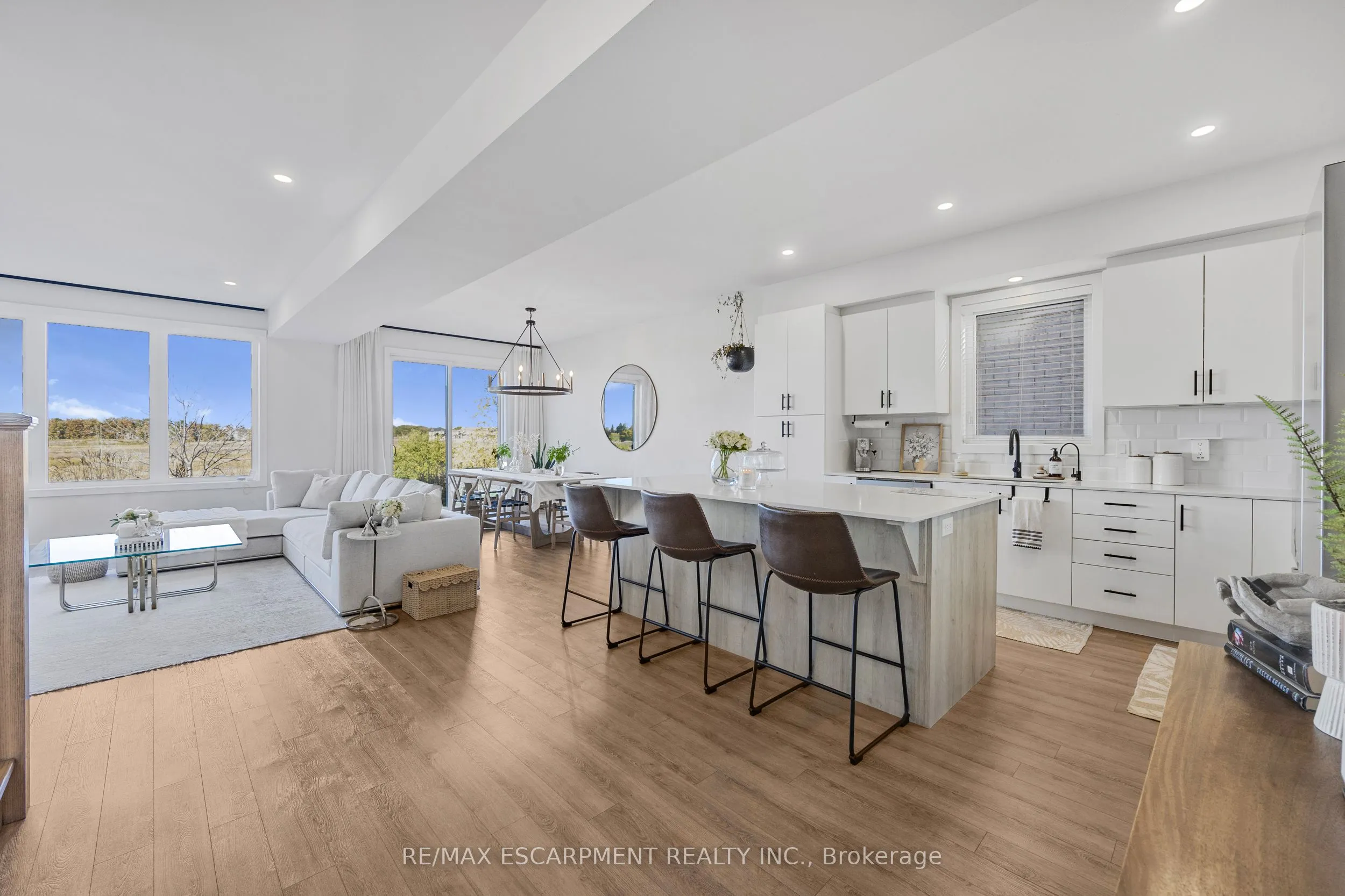 52 Bedrock Drive, ON L8J 0K6