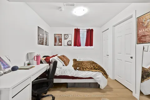 52 Bedrock Drive, ON L8J 0K6