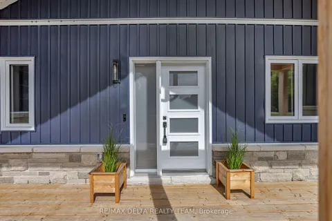 4645 Mcneely Rd Road, ON K4B 1J1