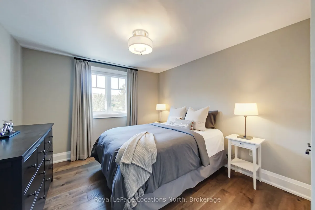 113 Aspen Way, ON L9Y 0S8