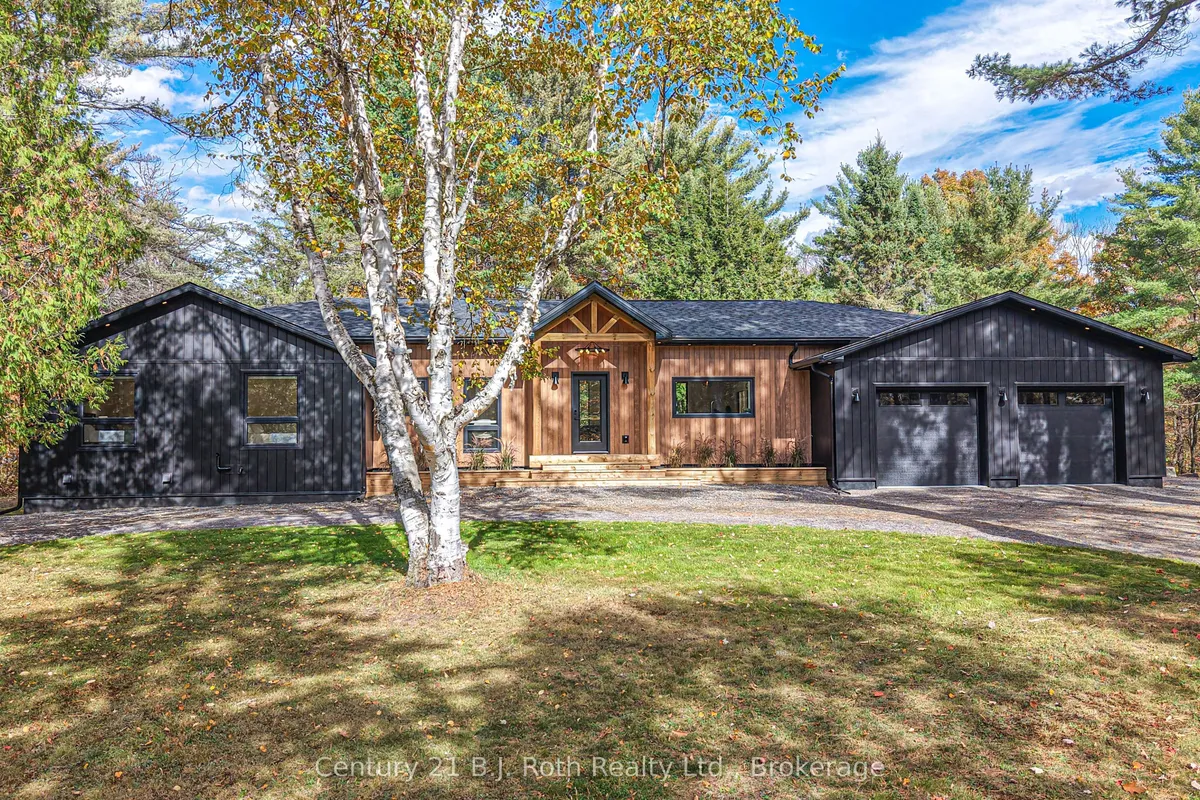 691 South Waseosa Lake Road, ON P1H 2N5