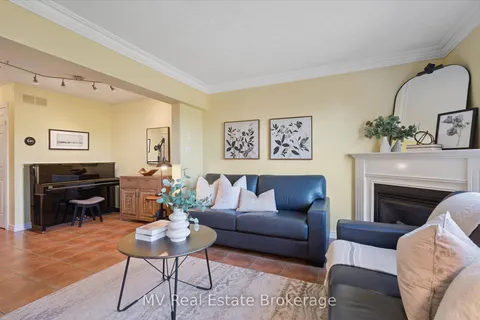 104 Gibbons Drive, ON N1M 3V8