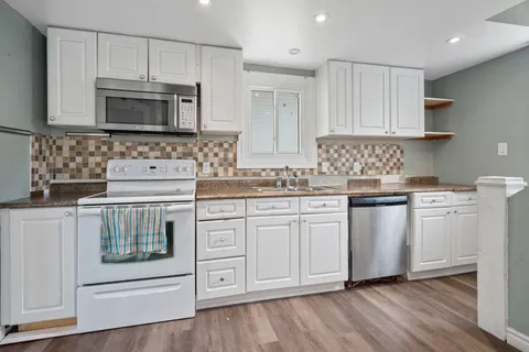 149 Alberta Street, ON L3B 2V9