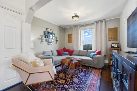 28 Mount Pleasant Street, ON N3T 1S6