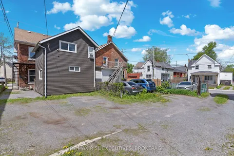341 Division Street, ON K7K 4A2
