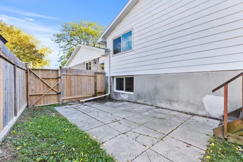 35 Lafayette Drive, ON L2N 6C1