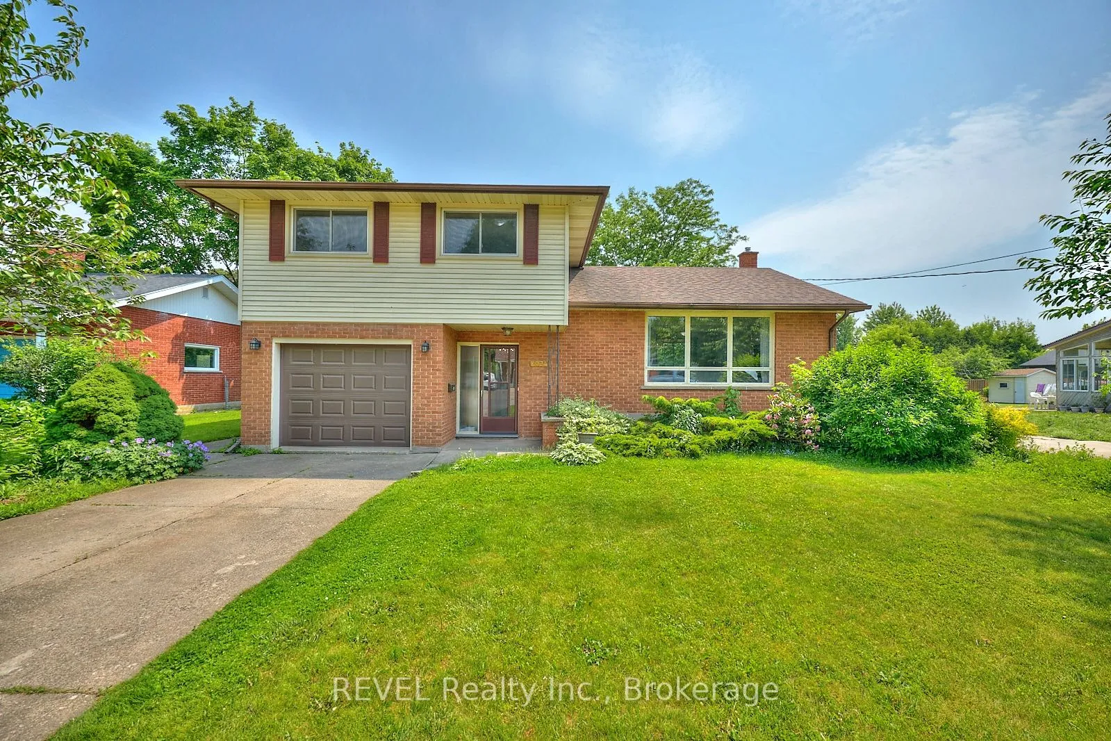 6724 McMicking Street, ON L2J 1X3