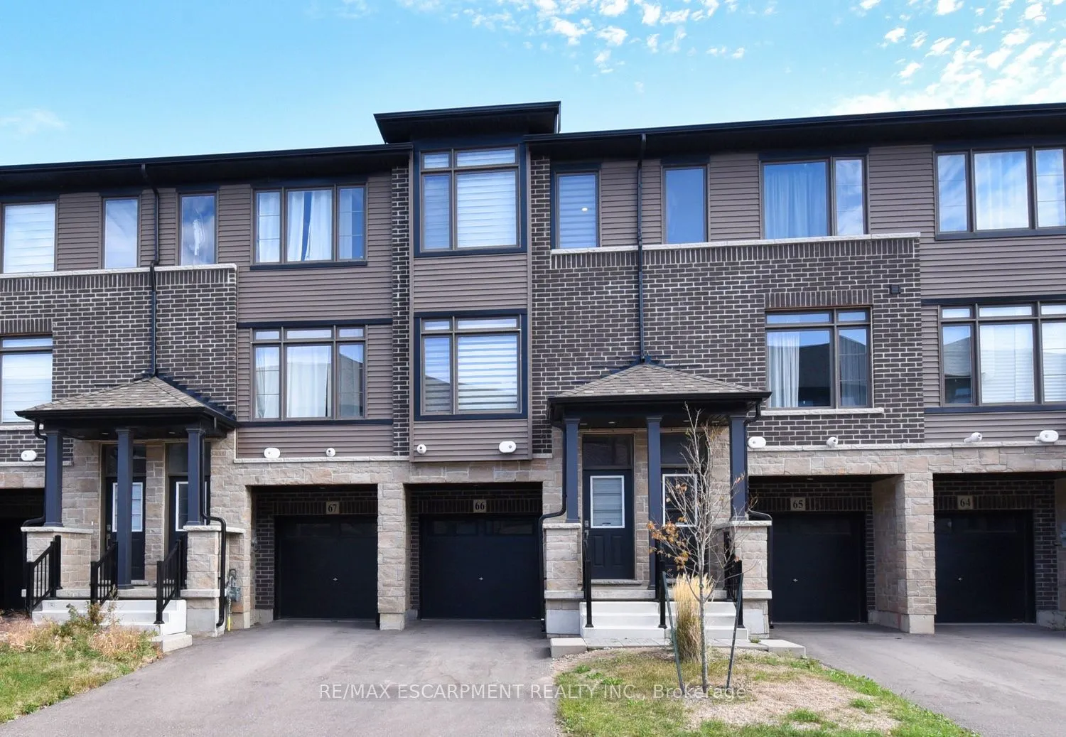 120 Court Drive, ON N3L 4C1