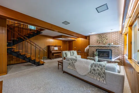 8 Highland Drive, ON N4G 2E9