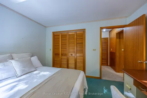 8 Highland Drive, ON N4G 2E9