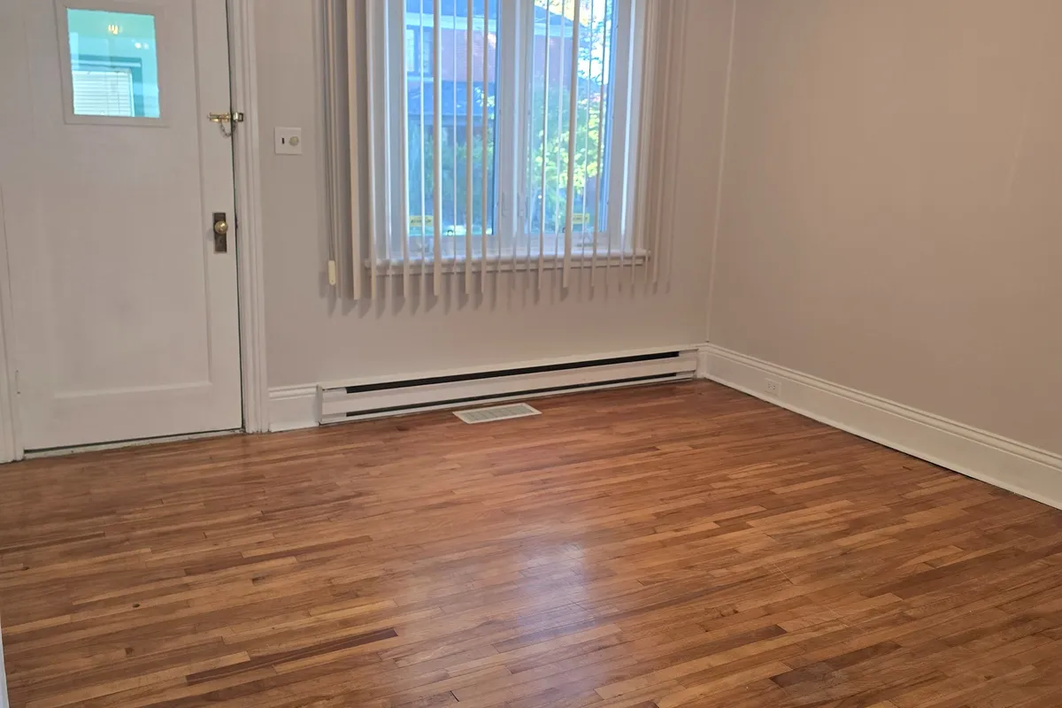 106 6th Street, ON K6J 2W4