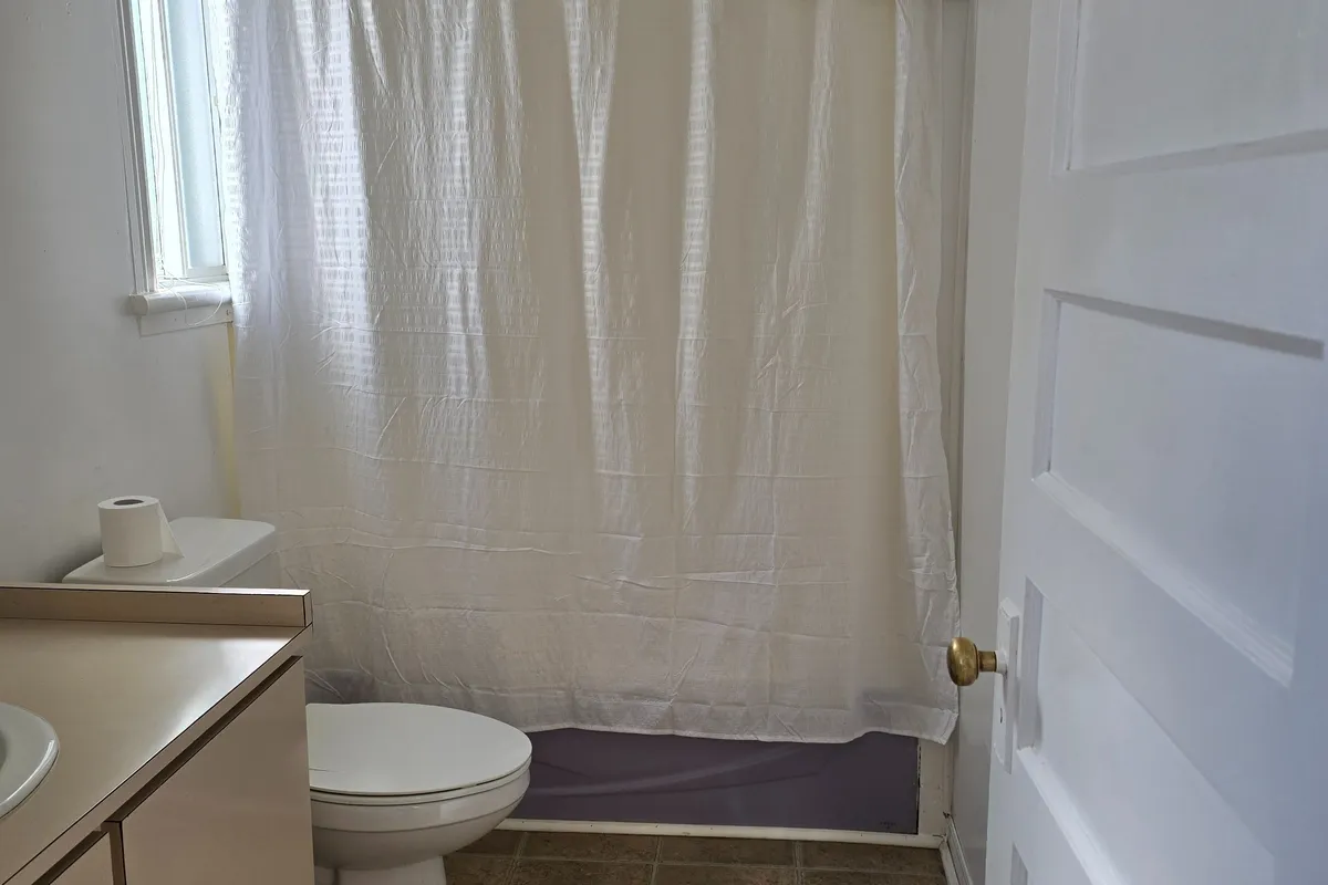 106 6th Street, ON K6J 2W4