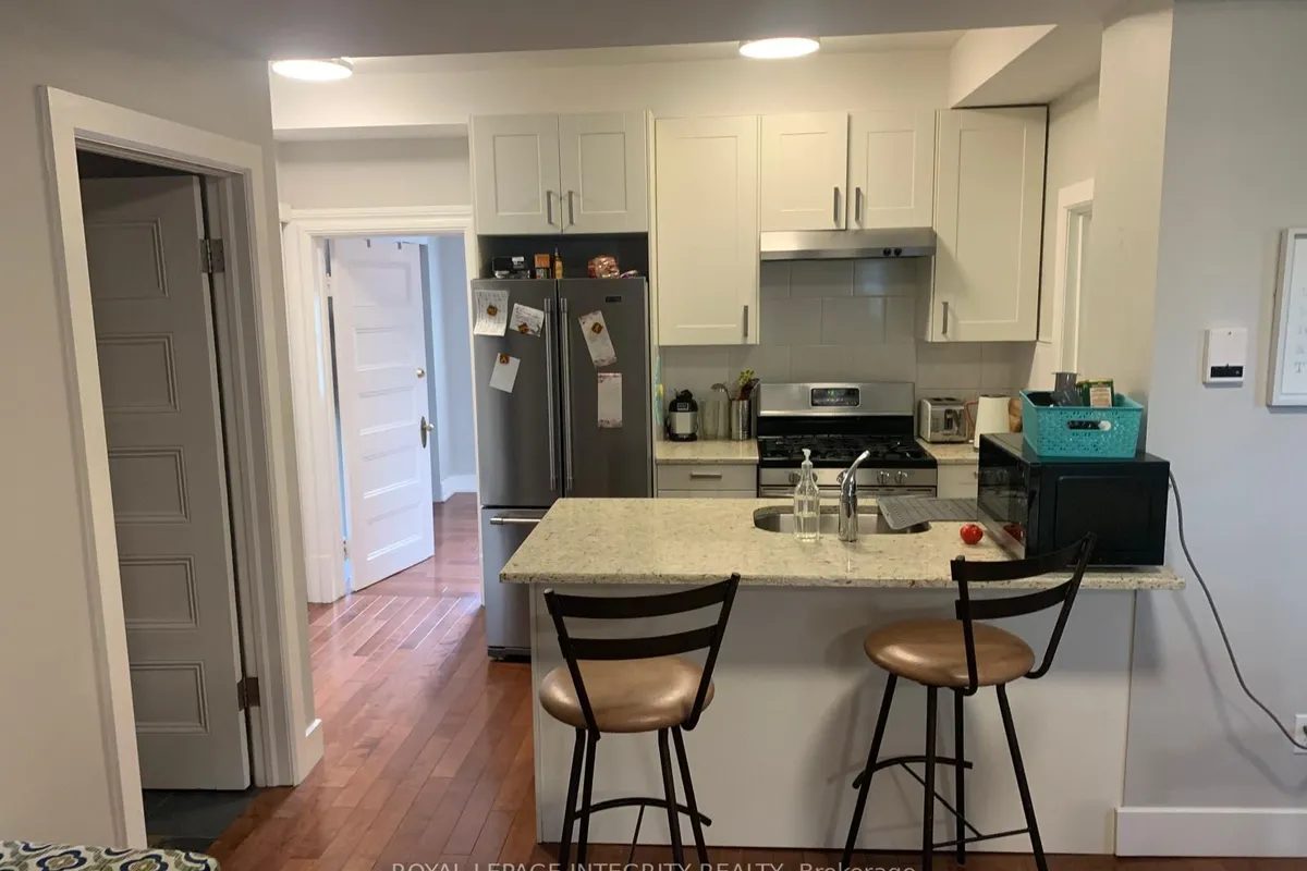 220-222 Argyle Avenue, ON K2P 1B9